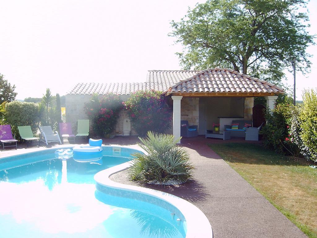 L'Oasis Bed & Breakfast Port-d'Envaux Bagian luar foto