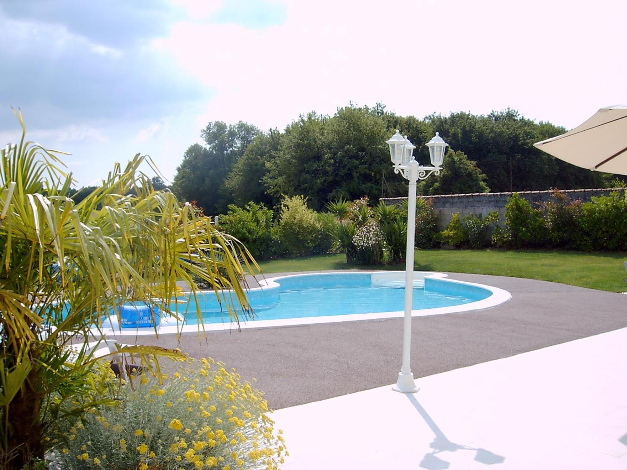L'Oasis Bed & Breakfast Port-d'Envaux Bagian luar foto